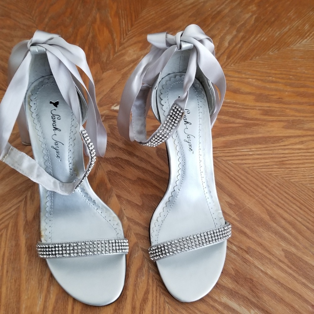Shoes - Picture 3 of 3